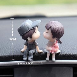 Kiss Me Miniature Couple`s for Car Dashboard (4 Styles)