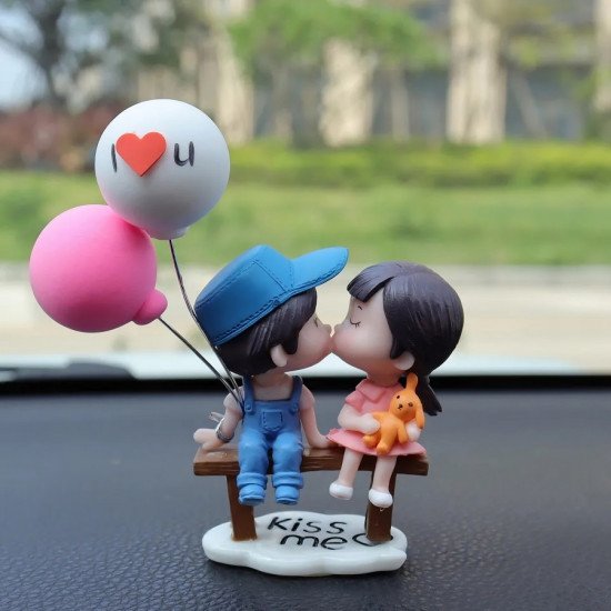 Kiss Me Miniature Couple`s for Car Dashboard (4 Styles) Kiss Me Miniature Couple`s for Car Dashboard (4 Styles)