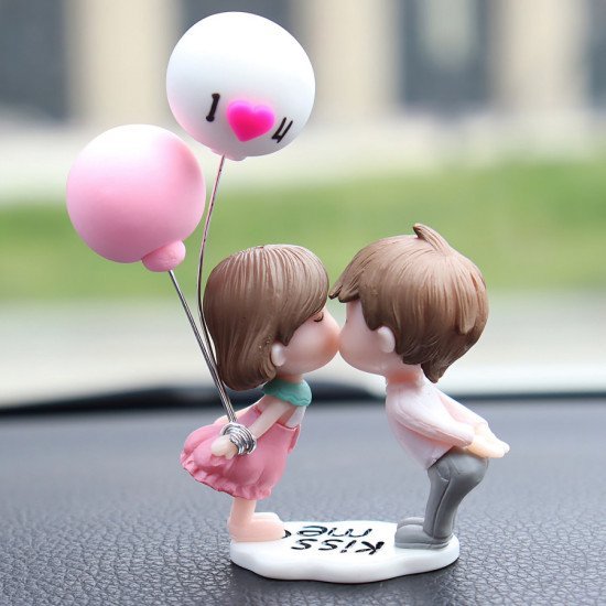 Kiss Me Miniature Couple`s for Car Dashboard (4 Styles) Kiss Me Miniature Couple`s for Car Dashboard (4 Styles)