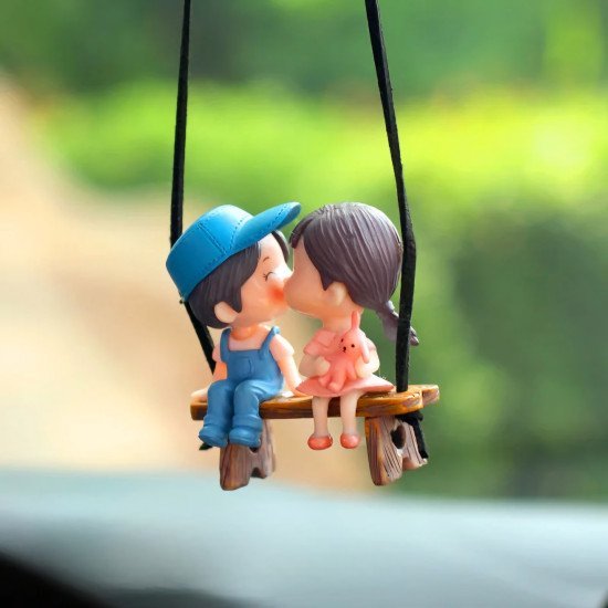Kissing Couple Car Pendants (2 styles)