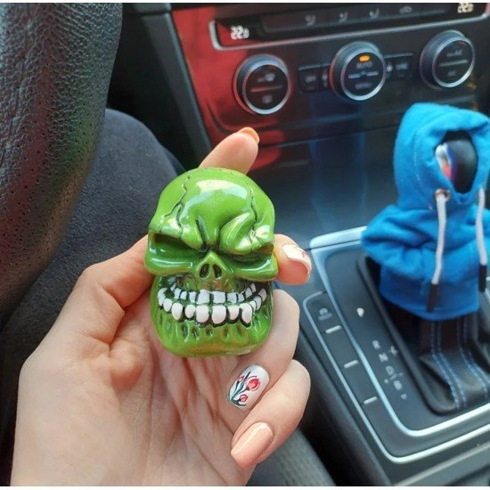 Green Skull Head Car Gear Shifter Knob Universal Fit Green Skull Head Car Gear Shifter Knob Universal Fit