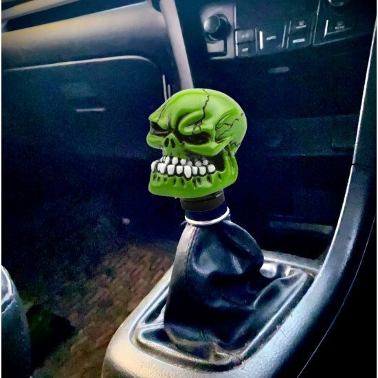 Green Skull Head Car Gear Shifter Knob Universal Fit Green Skull Head Car Gear Shifter Knob Universal Fit